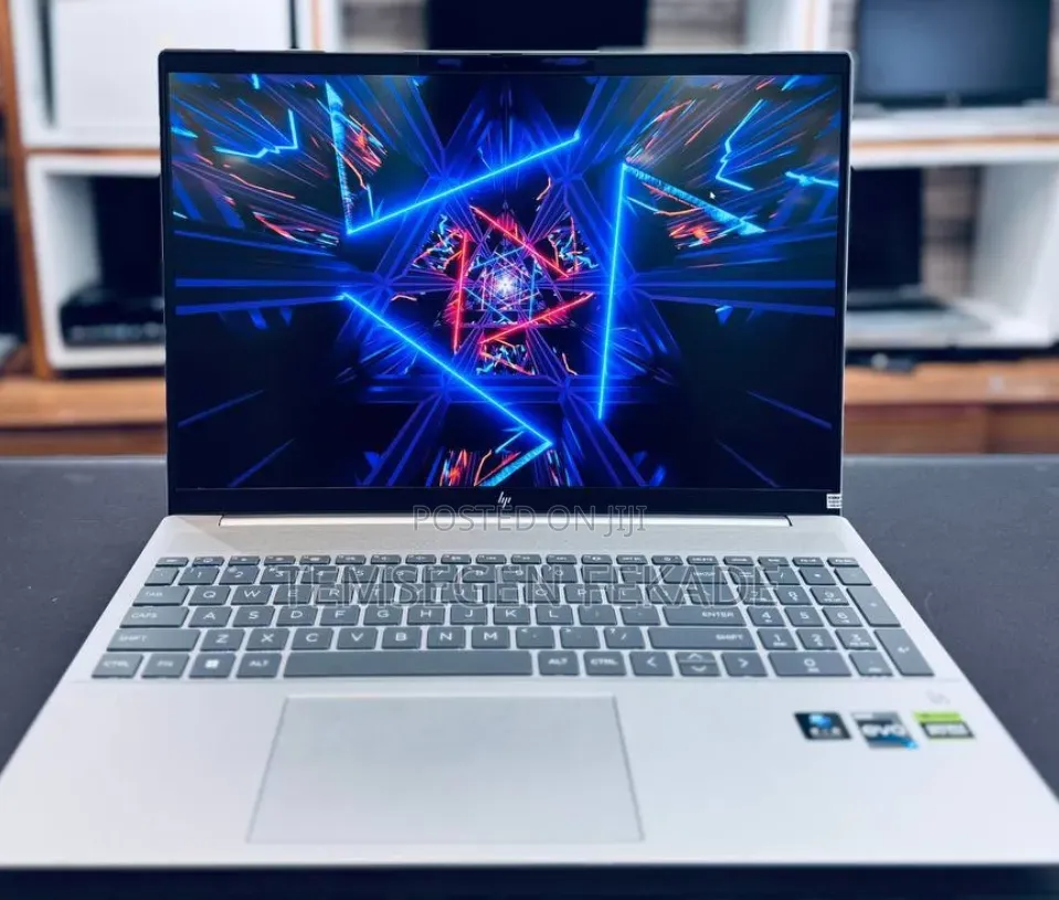 New Laptop HP Pavilion 15 16GB Intel Core i7 SSD 1T