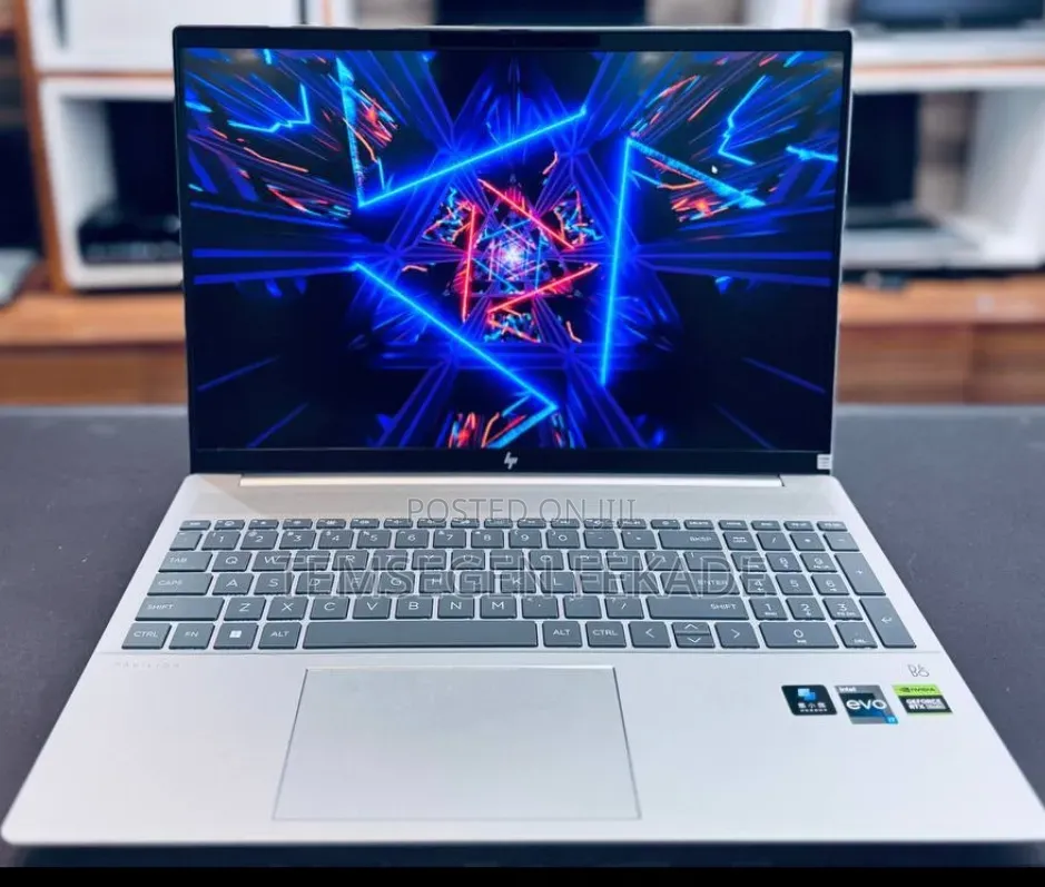 New Laptop HP Pavilion 15 16GB Intel Core i7 SSD 1T