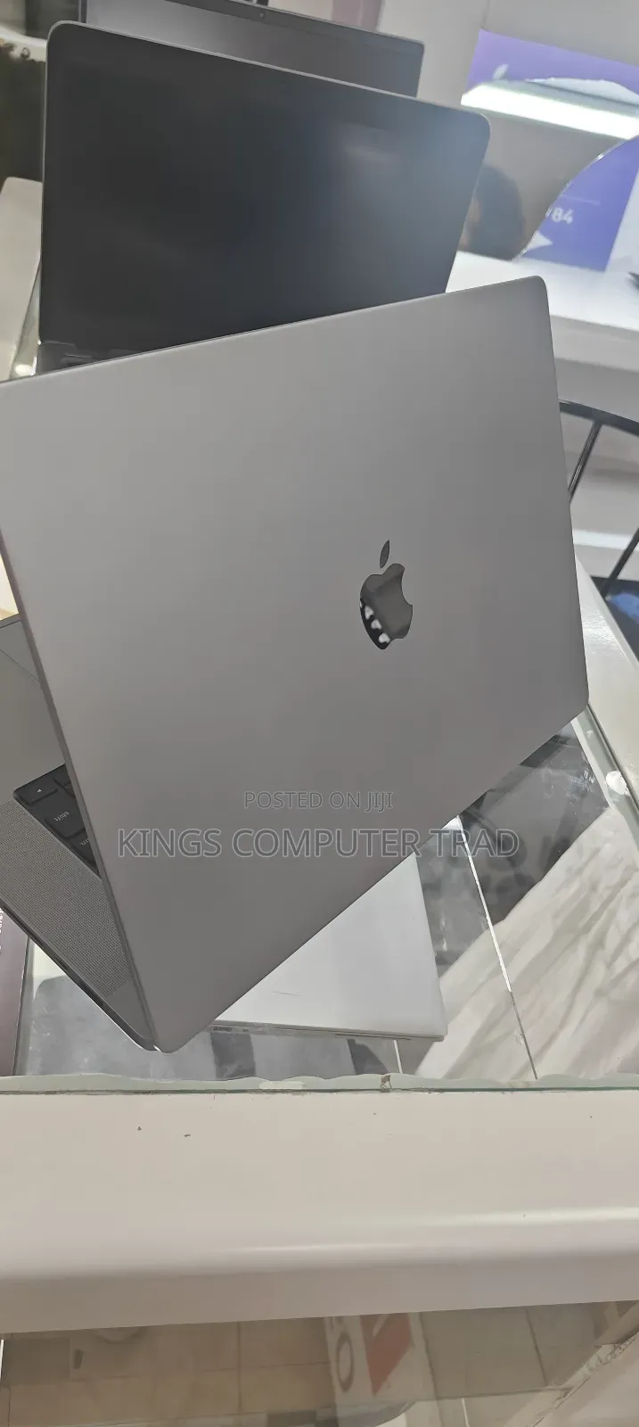 New Laptop Apple MacBook Pro 2021 M1 32GB Apple M1 Max SSD 1T