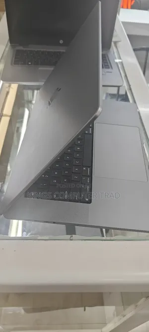 New Laptop Apple MacBook Pro 2021 M1 32GB Apple M1 Max SSD 1T