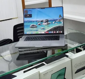 New Laptop Apple MacBook Pro M1 32GB Apple M1 Pro SSD 512GB
