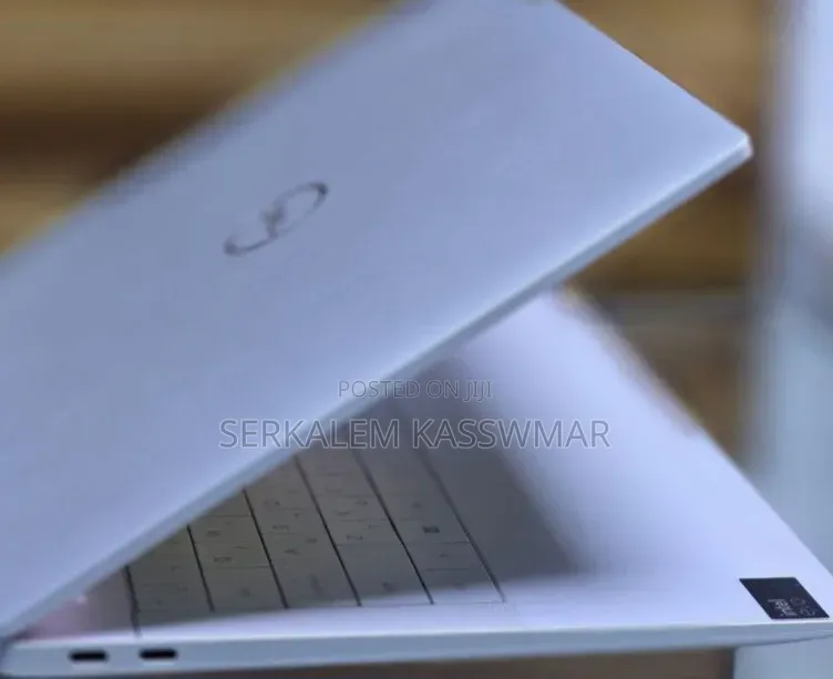 New Laptop Dell XPS 14 9440 32GB Intel Core Ultra 7 SSD 1T