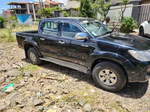 Toyota Hilux 2.5 D-4D SRX 2012 Black
