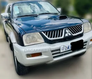 Mitsubishi L200 2005 Blue