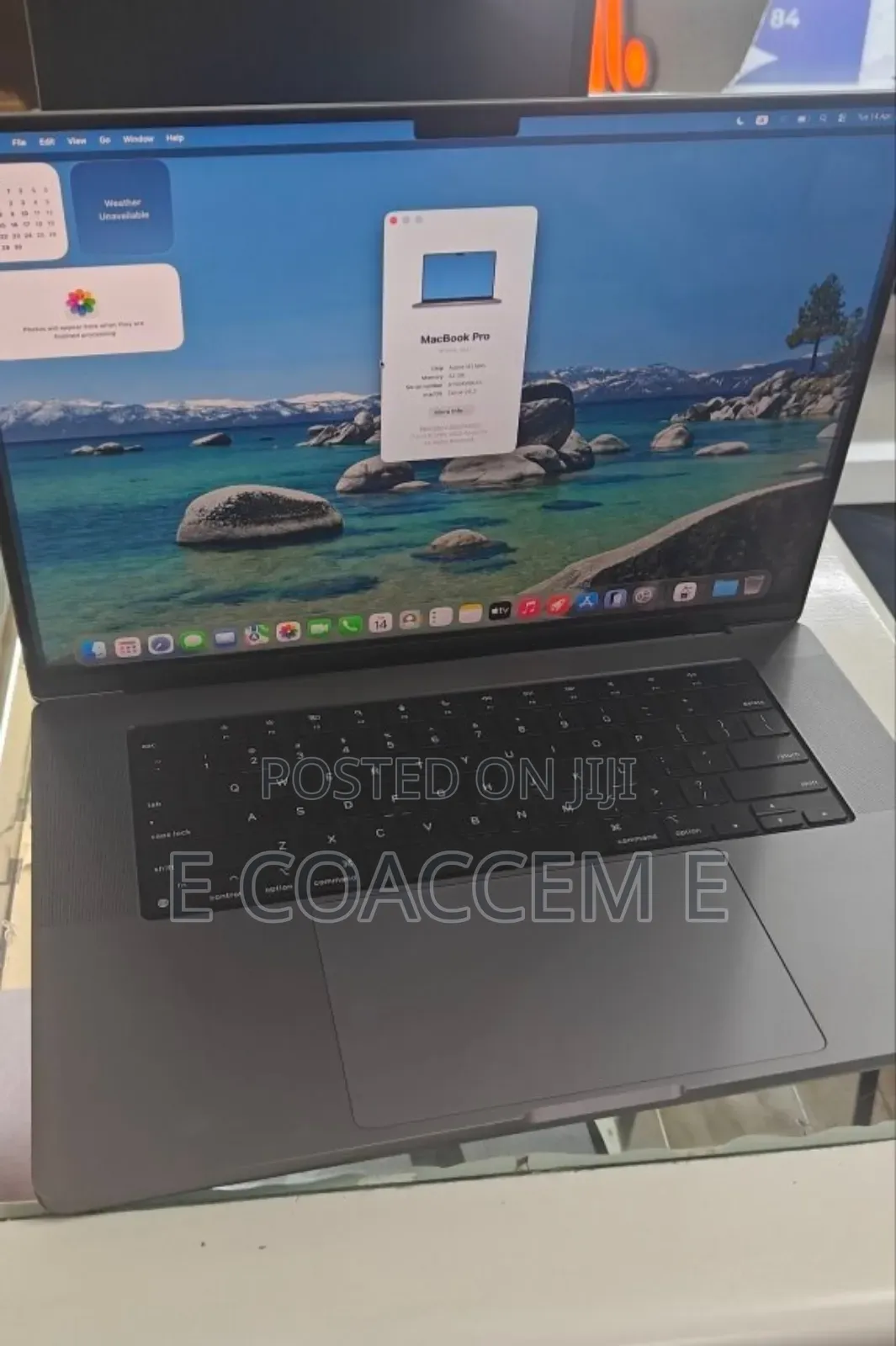 New Laptop Apple MacBook 32GB SSD 1T