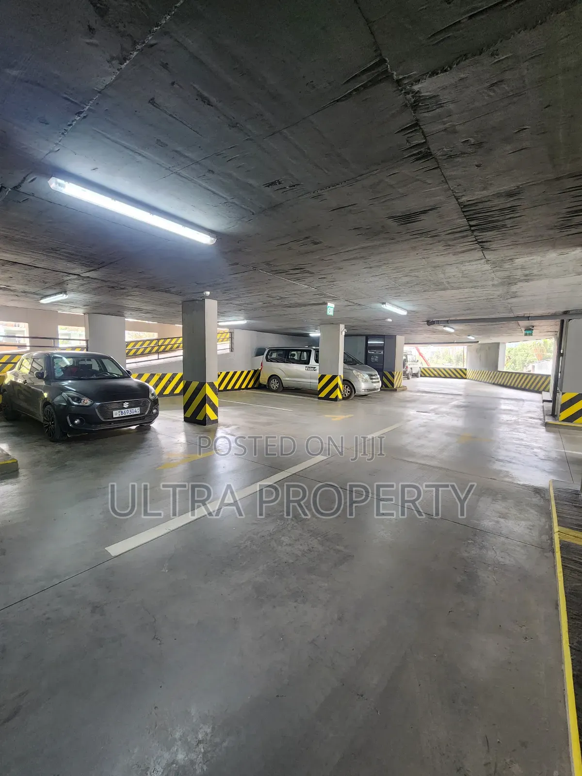 1000sqm Office Bole