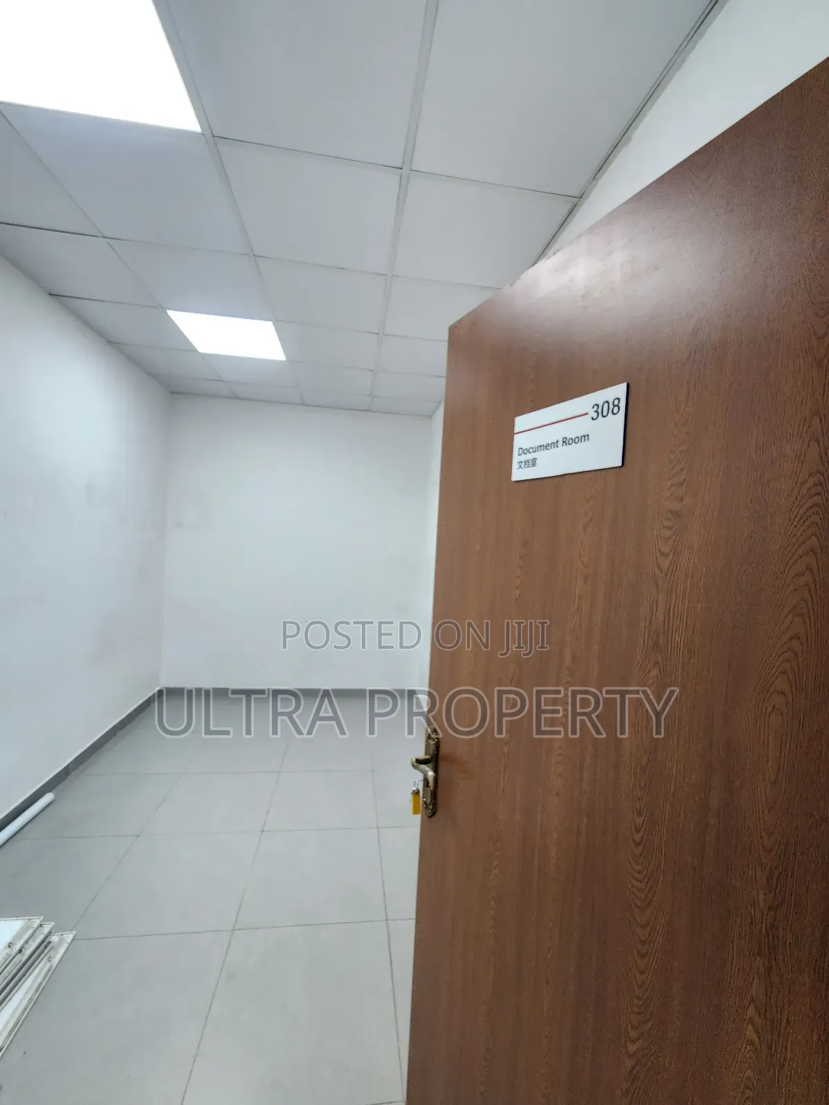 700 SQM Office Bole