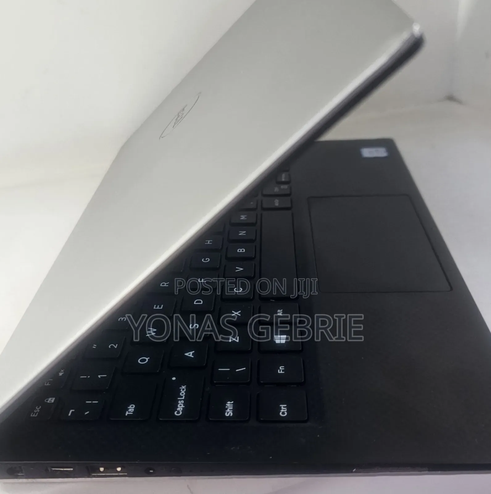 New Laptop Dell 16GB Intel Core i7 SSD 512GB