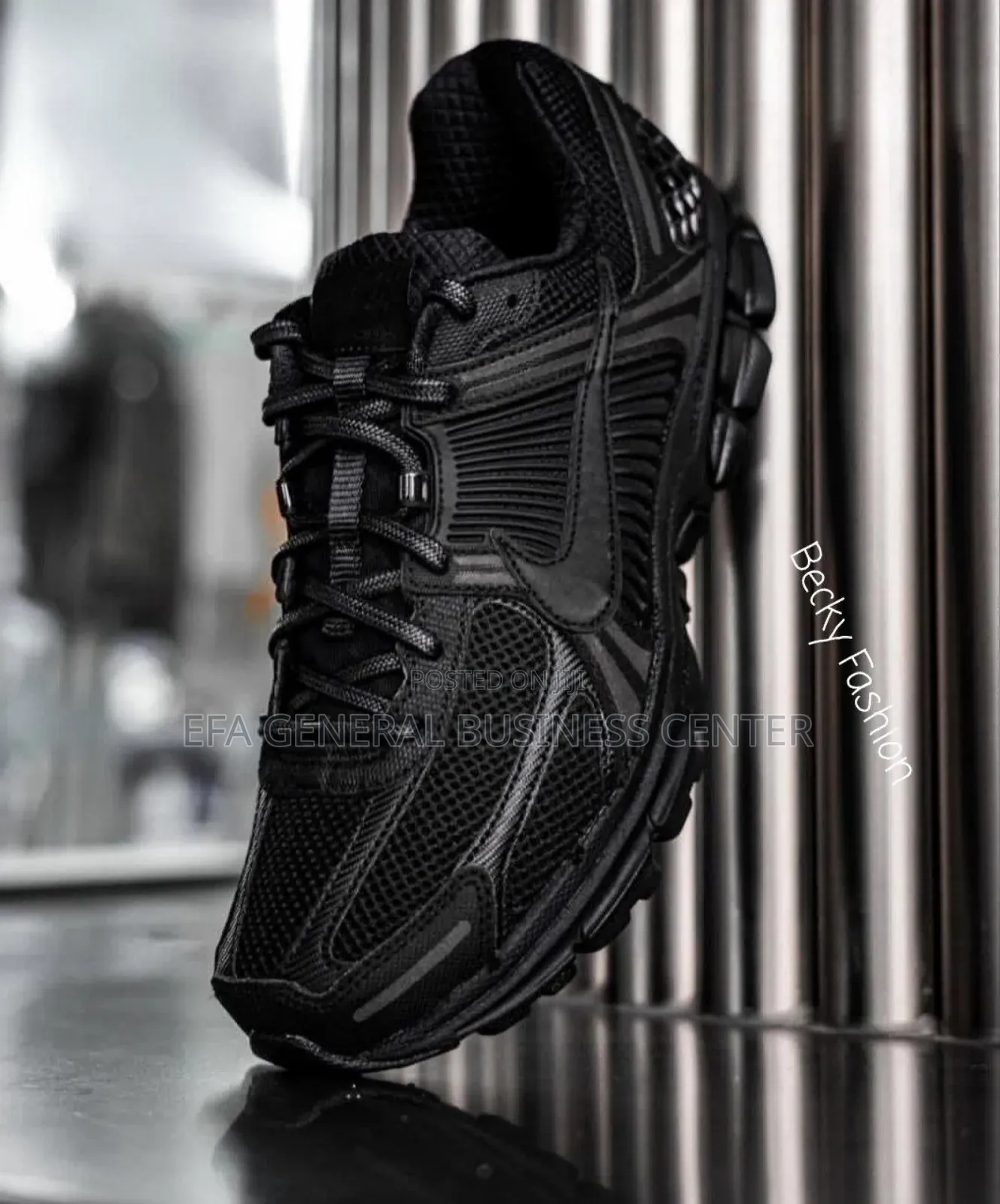 Nike Zoom Vomero 5 Sneaker Shoes