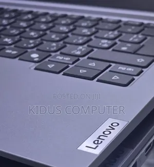 New Laptop Lenovo ThinkBook 13 16GB Intel Core 7 SSD 512GB