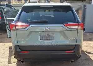 Toyota RAV4 2020 Green