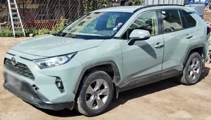 Toyota RAV4 2020 Green
