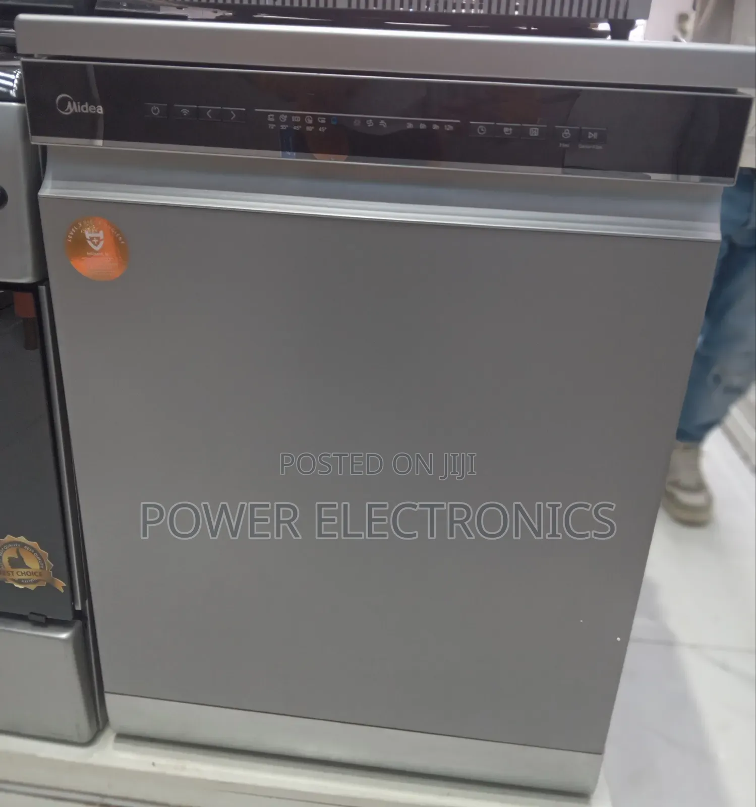 Midea Dish Wosher by 12
