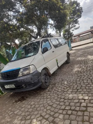 Toyota HiAce 2008 White