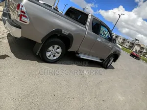 Toyota Hilux Revo Smart Cab Deisel 2.4 RWD 2019 Gray