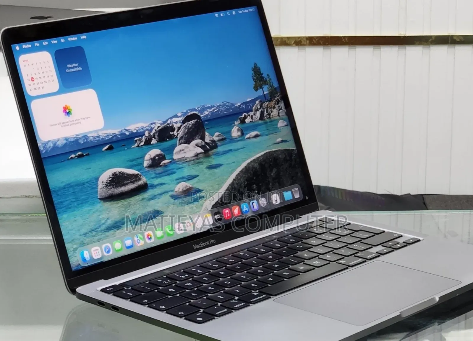 New Laptop Apple MacBook Pro M1 8GB Apple M1 Pro SSD 256GB