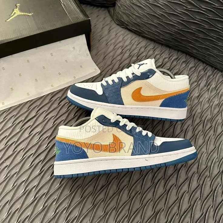 Nike Air Jordan 1 Low Se "Meesy Room"Unisex Fashion Sneaker