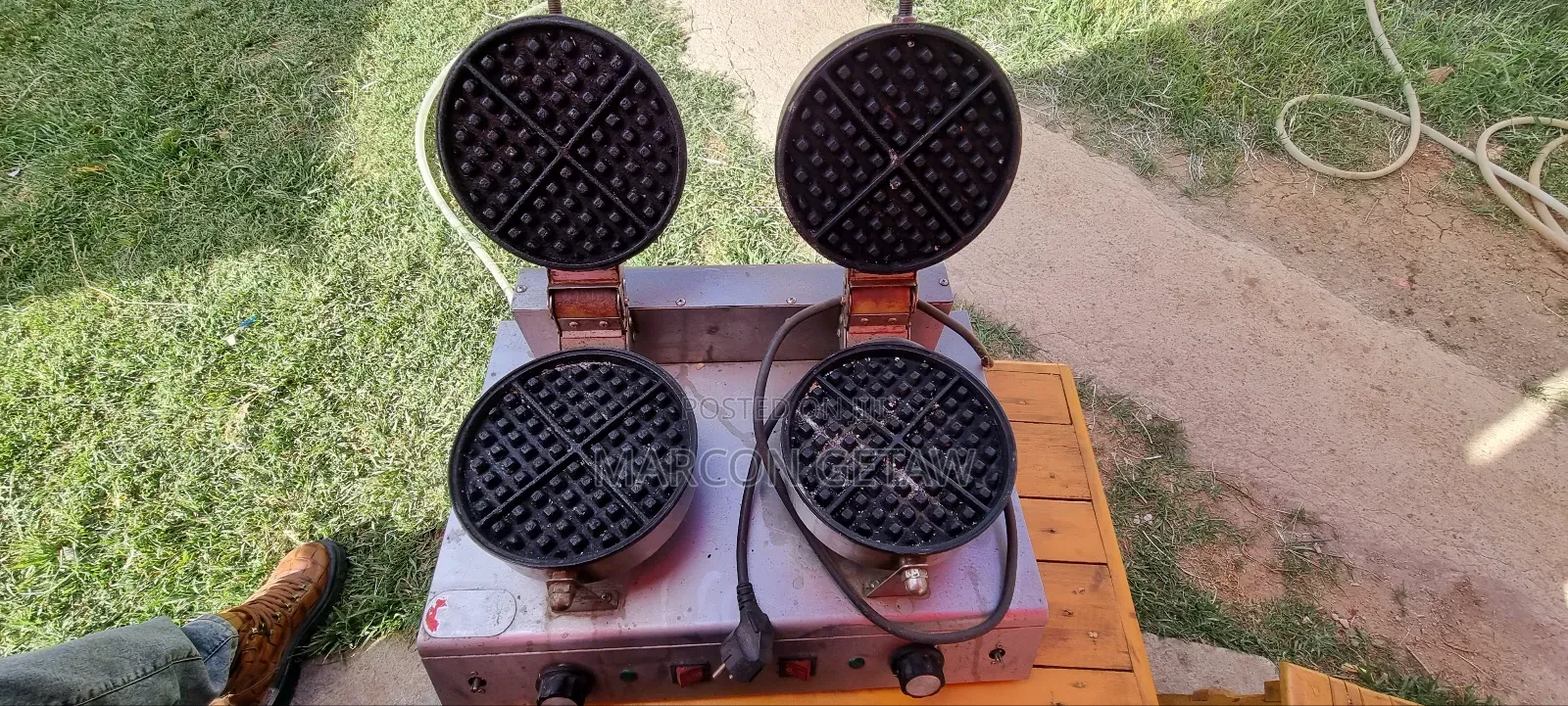 Commercial Waffle Maker