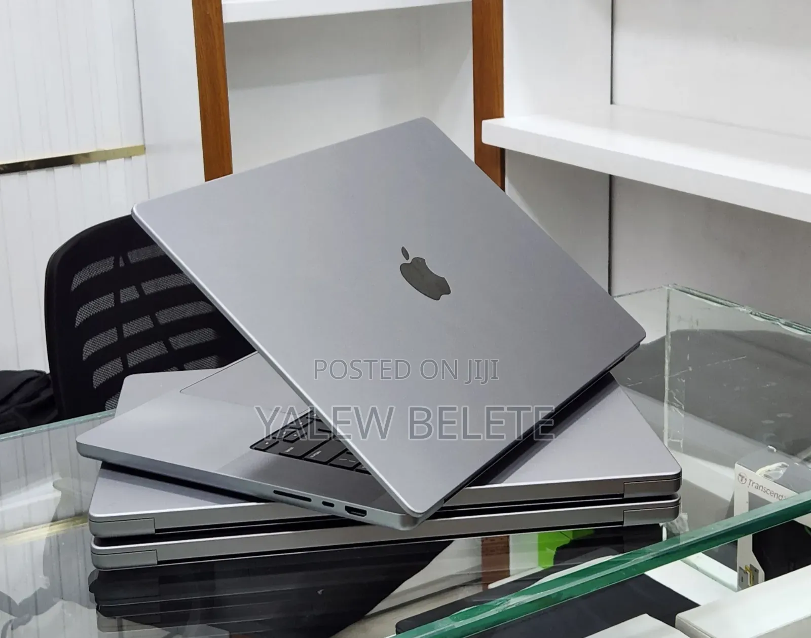 New Laptop Apple MacBook Pro 2021 M1 32GB Apple M1 SSD 512GB