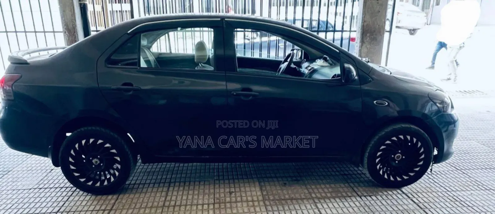 Toyota Yaris 2009 Gray