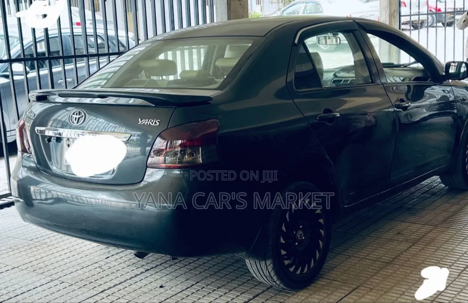 Toyota Yaris 2009 Gray