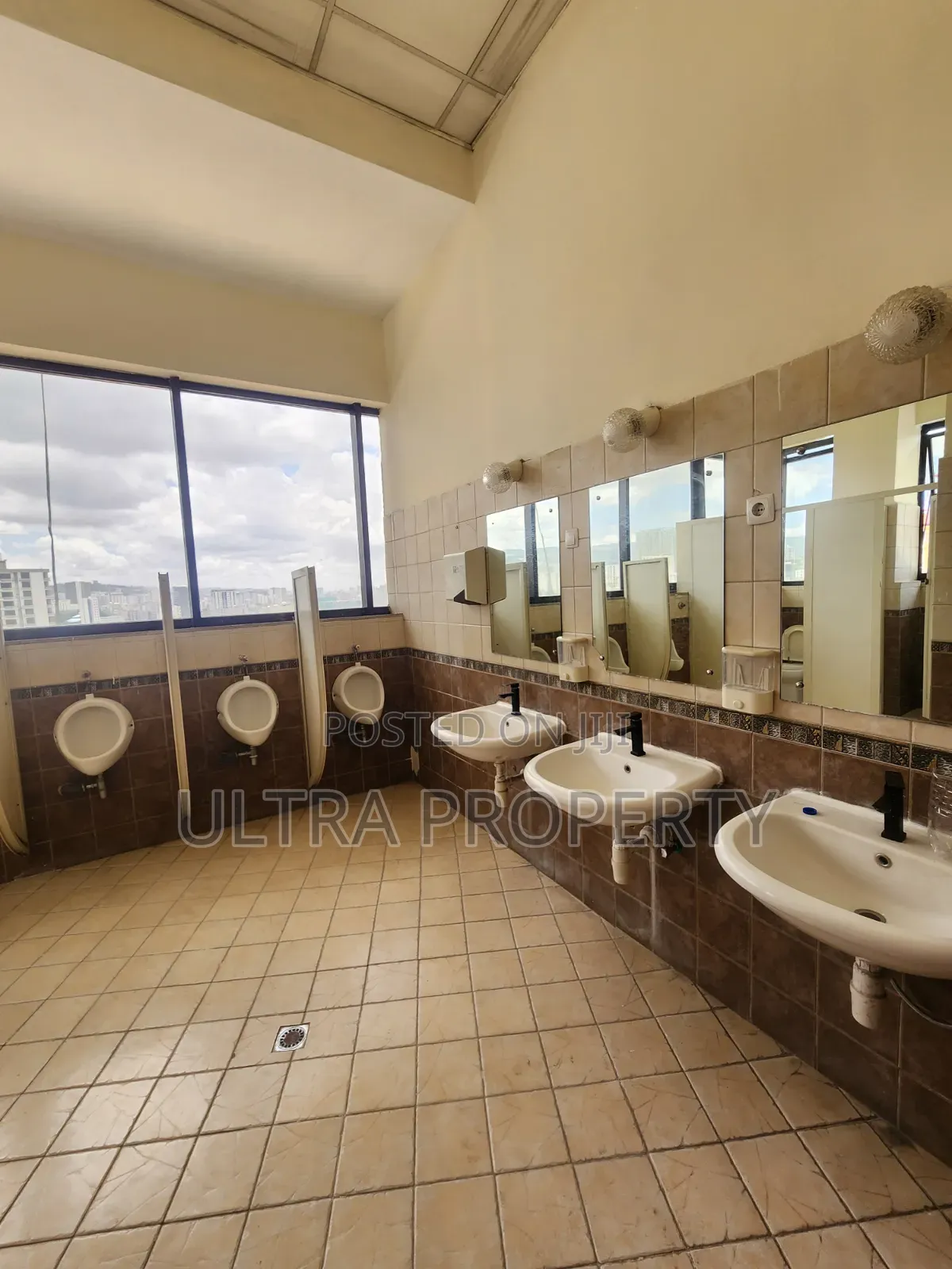 Full Floor Office