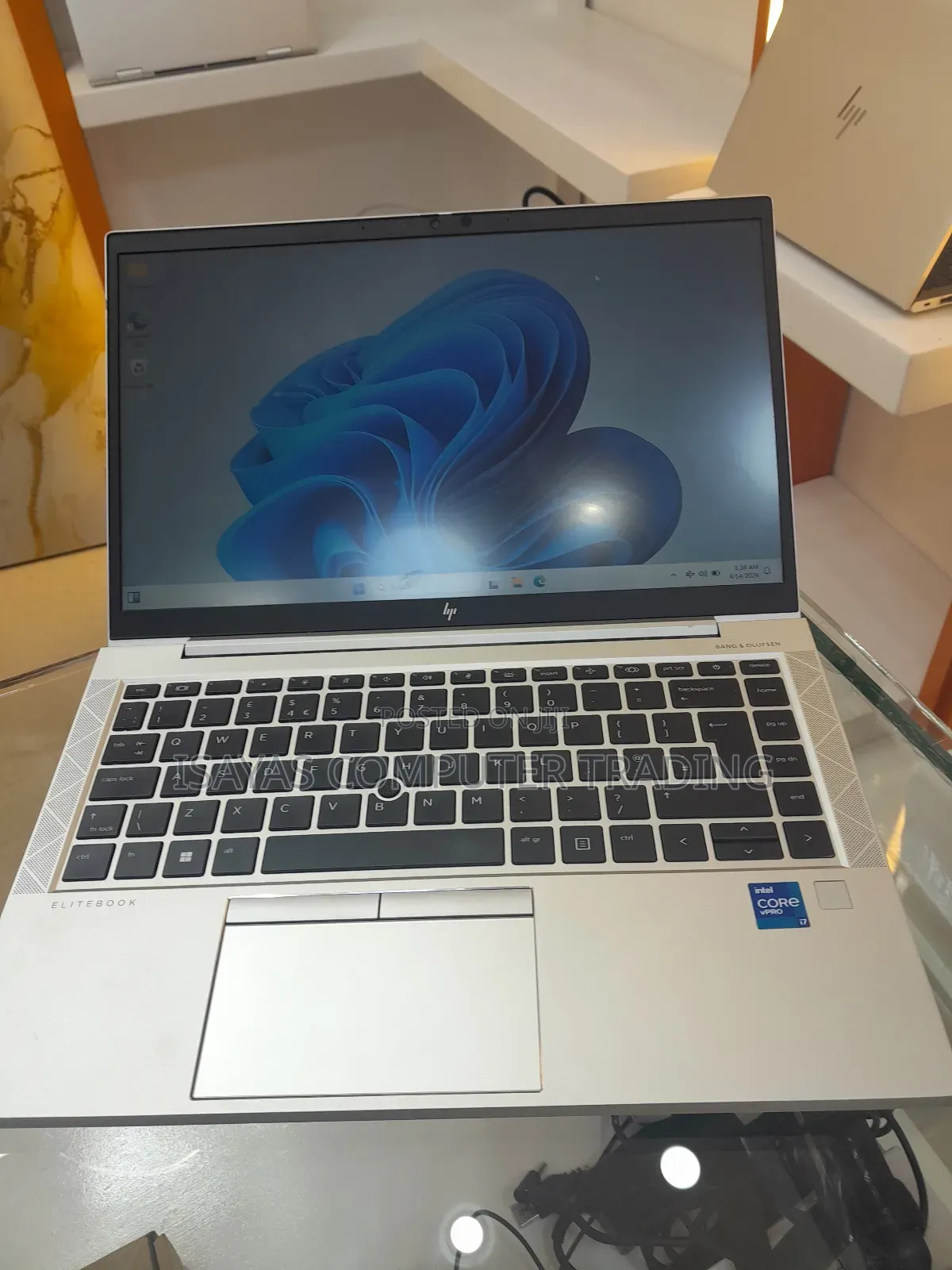 New Laptop HP EliteBook 840 G8 16GB Intel Core i7 SSD 512GB