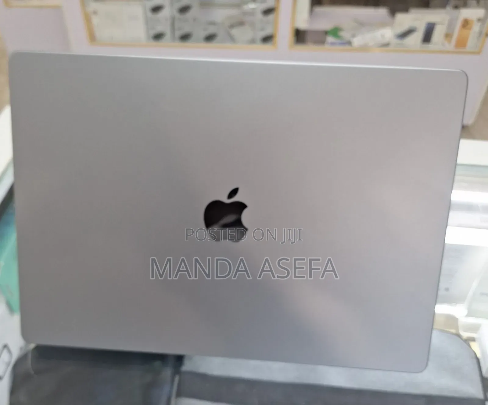 New Laptop Apple MacBook Pro M1 32GB Apple M1 Max SSD 1T