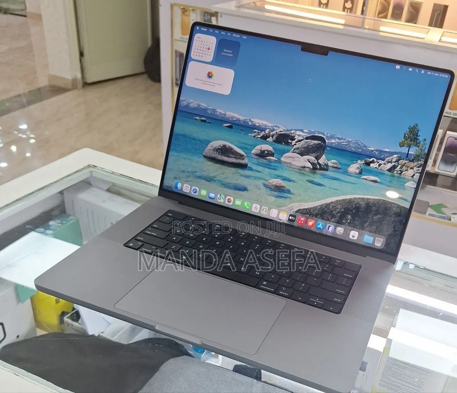 New Laptop Apple MacBook Pro M1 32GB Apple M1 Max SSD 1T