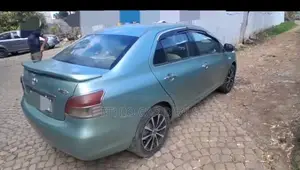 Toyota Yaris 2008 Green