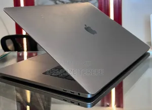 New Laptop Apple MacBook Pro 2018 16GB Intel Core i7 SSD 512GB