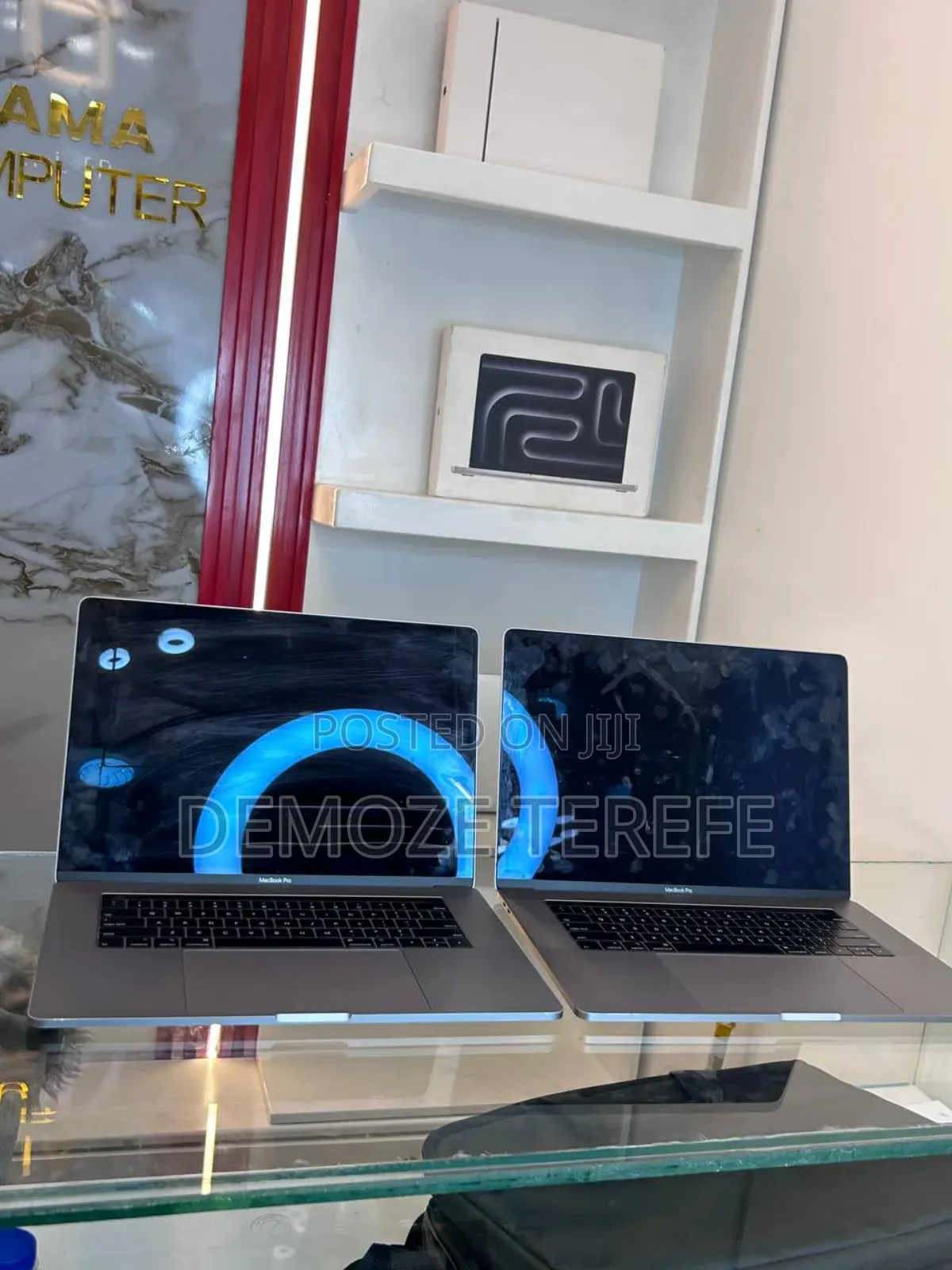 New Laptop Apple MacBook Pro 2018 16GB Intel Core i7 SSD 512GB