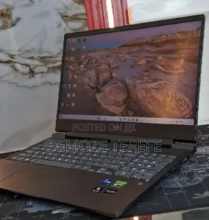 New Laptop HP Victus 15 16GB Intel Core i7 SSD 1T