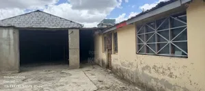 የሚሸጥ መጋዝን ጎተራ ካዲስኮ