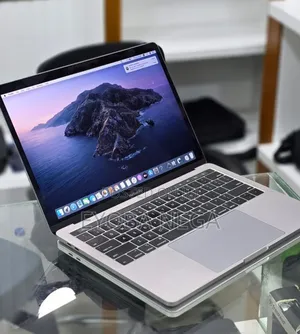 Laptop Apple MacBook Pro 2019 16GB Intel Core i5 SSD 256GB