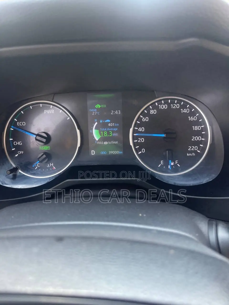 Toyota RAV4 2022 White