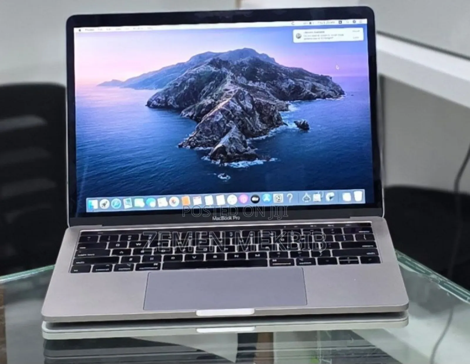 New Laptop Apple MacBook Pro 2019 16GB Intel Core i5 SSD 256GB