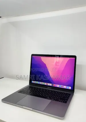 New Laptop Apple MacBook Pro 2017 8GB Intel Core i5 SSD 128GB