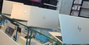 New Laptop HP EliteBook 1040 G8 16GB Intel Core i7 SSD 512GB