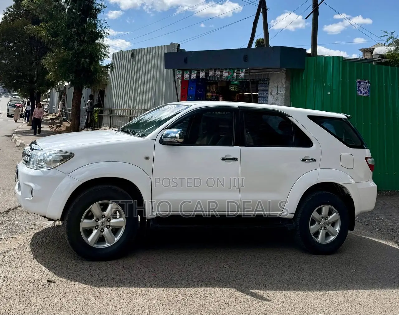 Toyota Fortuner 2012 White