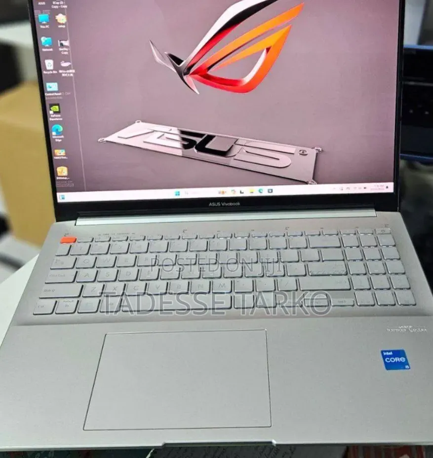 New Laptop Asus VivoBook 15 X505BA 16GB Intel Core i5 SSD 512GB