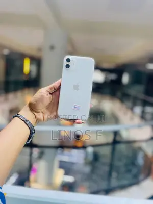 Apple iPhone 11 64 GB White