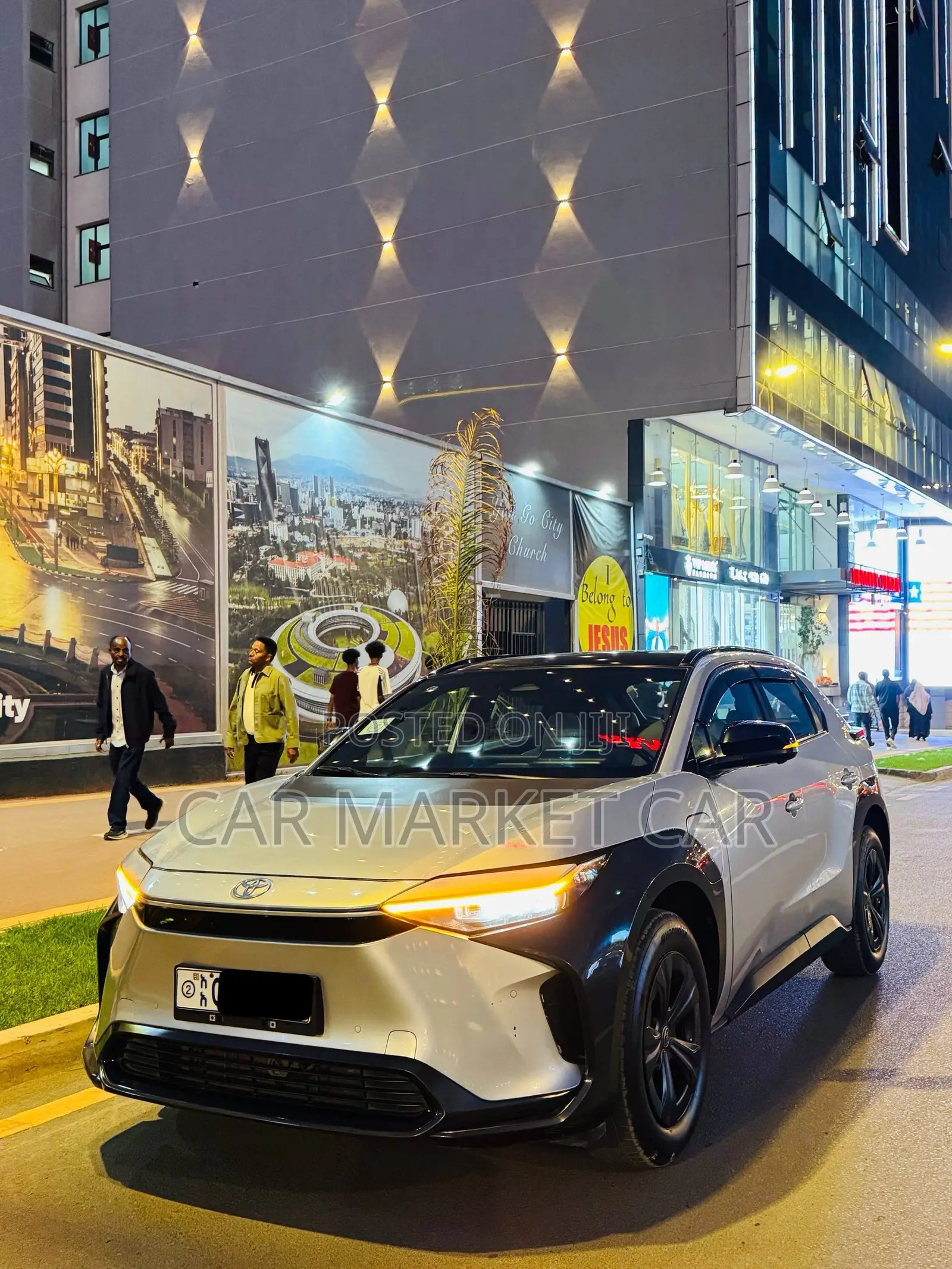 Toyota bZ4X 71.4 kWh AWD 2023 Gray