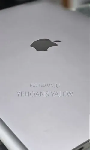 New Laptop Apple MacBook Pro 2019 16GB Intel Core i5 SSD 256GB