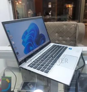 New Laptop HP EliteBook 840 G8 16GB Intel Core i5 SSD 512GB