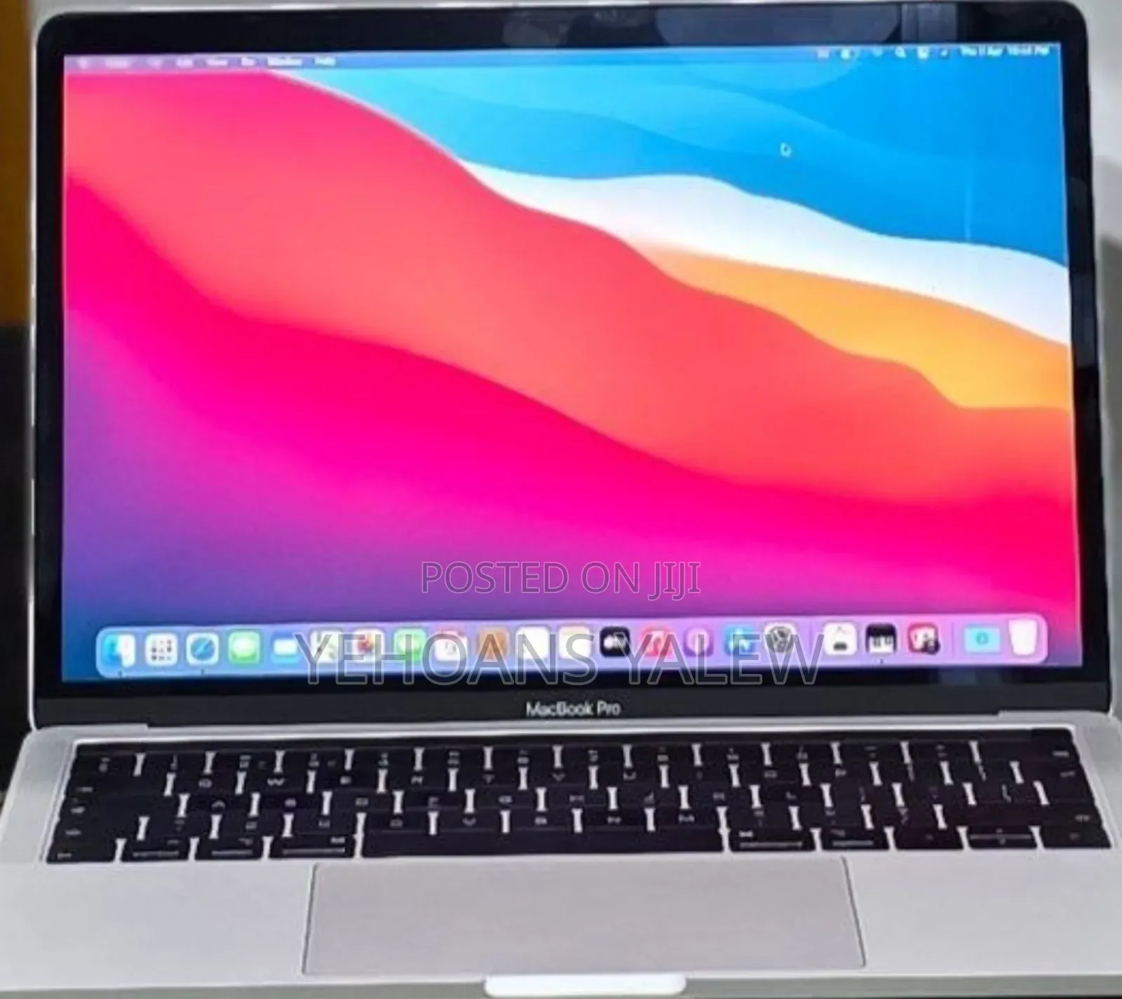 New Laptop Apple MacBook Pro 2019 16GB Intel Core i7 SSD 256GB