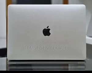 New Laptop Apple MacBook Pro 2019 16GB Intel Core i7 SSD 256GB