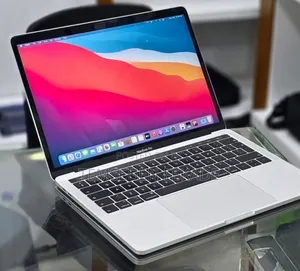 New Laptop Apple MacBook Pro 2019 16GB Intel Core i7 SSD 256GB