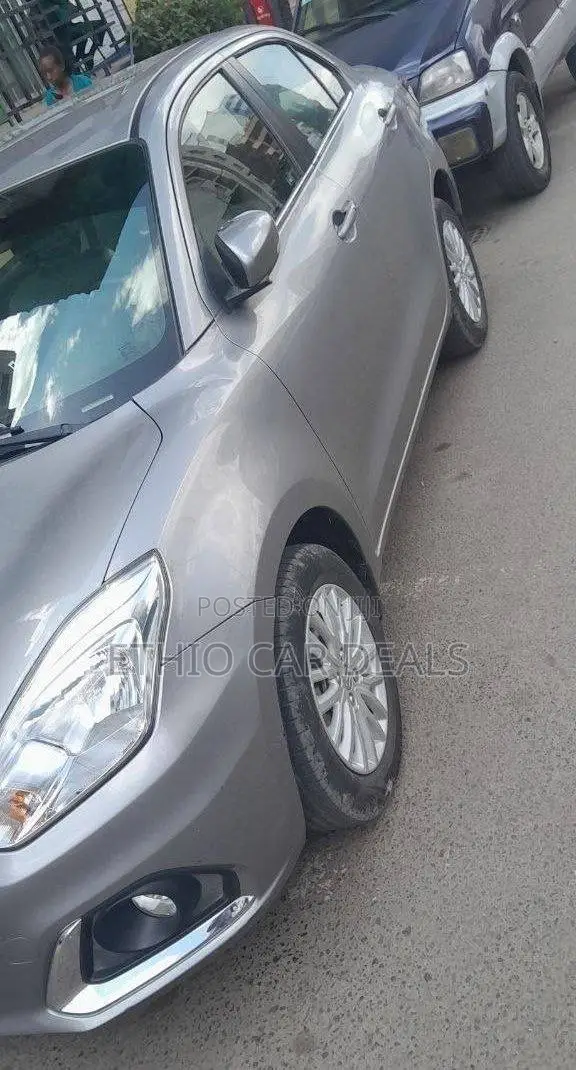 Suzuki Dzire 2022 Gray