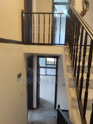 7bdrm House in G+2 House For Rent, Nifas Silk-Lafto for rent